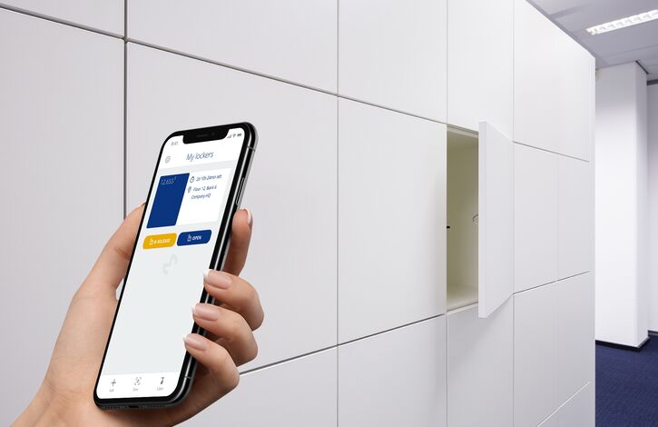 Smart phone lockers