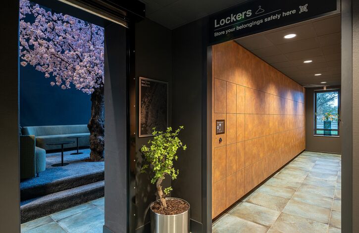 WEWO IC houten lockers congres centrum QR code lr 1